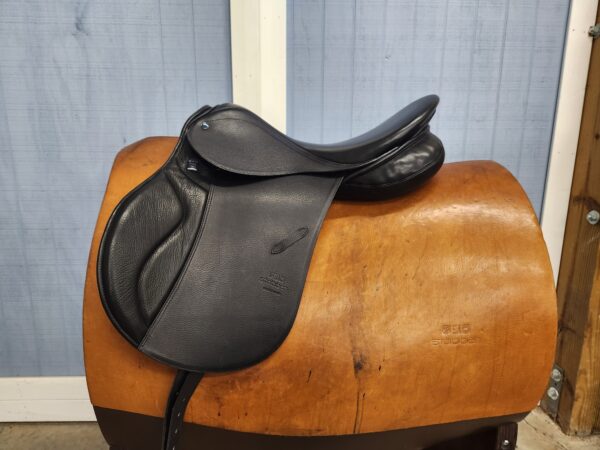 VSD Genesis *18.5"/27cm**Short Flap*
