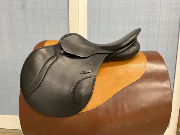 S Roxane *18"/28cm**Larger Flap*