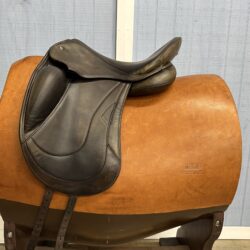 D Centurion *17.5"/30cm**Long Flap*